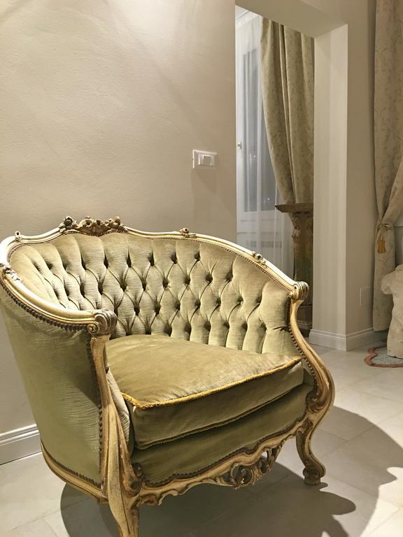 Michelle In Charming Appartement Venise